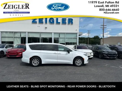 White 2024 Chrysler Pacifica Touring L for sale in Lowell, MI