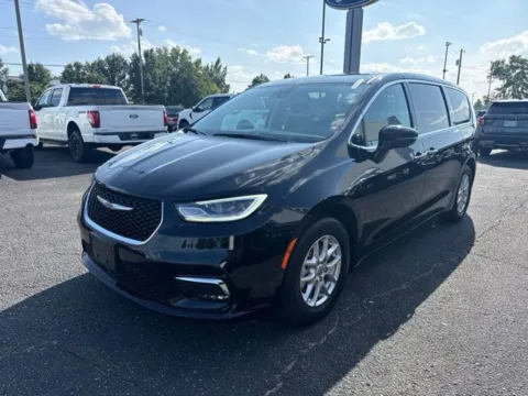 More photos of 2024 Chrysler Pacifica Touring L at Zeigler Ford of Lowell, MI