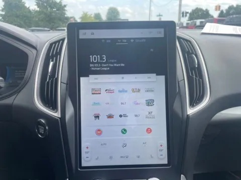 More photos of 2024 Ford Edge SEL at Zeigler Ford of Lowell, MI