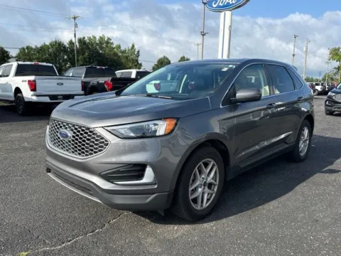 More photos of 2024 Ford Edge SEL at Zeigler Ford of Lowell, MI
