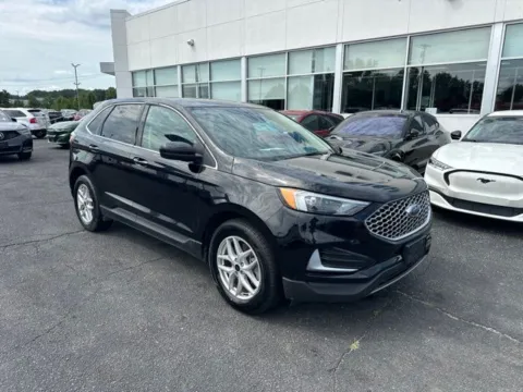 More photos of 2024 Ford Edge SEL at Zeigler Ford of Lowell, MI