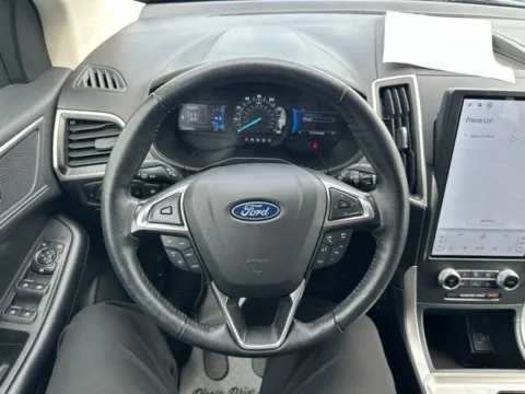 Another view of 2024 Ford Edge SEL for sale in Lowell, MI at Zeigler Ford of Lowell