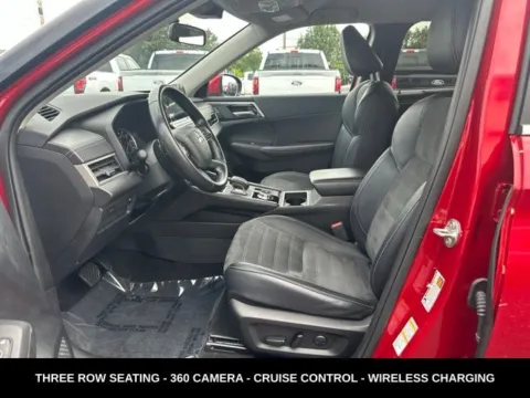 Photos of 2024 Mitsubishi Outlander SE for sale in Lowell, MI at Zeigler Ford of Lowell