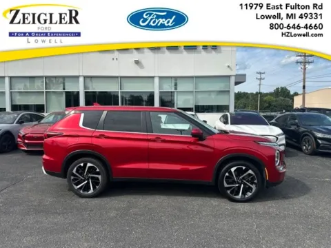 Red 2024 Mitsubishi Outlander SE for sale in Lowell, MI