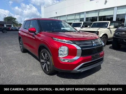 More photos of 2025 Mitsubishi Outlander SE at Zeigler Ford of Lowell, MI