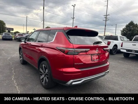 More photos of 2025 Mitsubishi Outlander SE at Zeigler Ford of Lowell, MI