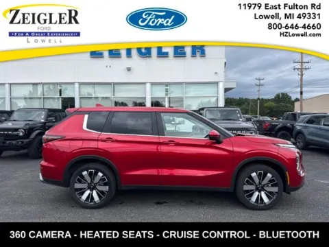 Silver 2025 Mitsubishi Outlander SE for sale in Lowell, MI