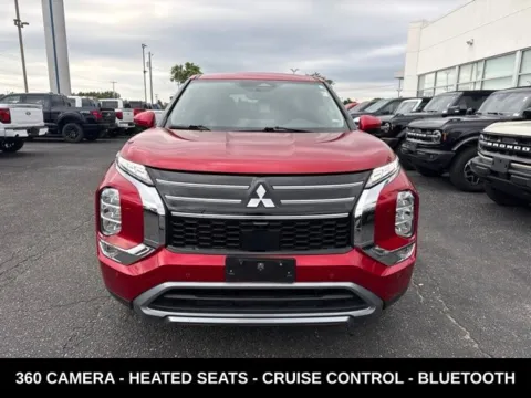 Another view of 2025 Mitsubishi Outlander SE for sale in Lowell, MI at Zeigler Ford of Lowell