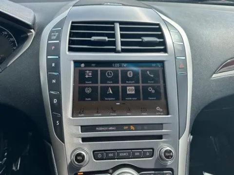 More photos of 2018 Lincoln MKZ Reserve at Zeigler Ford of Lowell, MI