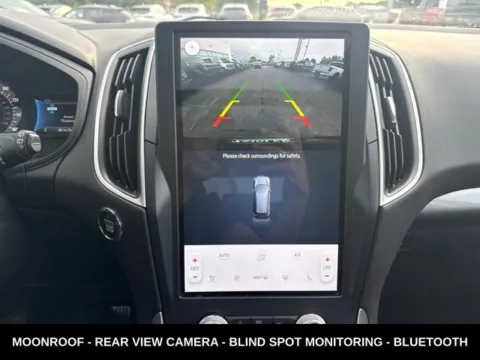 More photos of 2023 Ford Edge SEL at Zeigler Ford of Lowell, MI