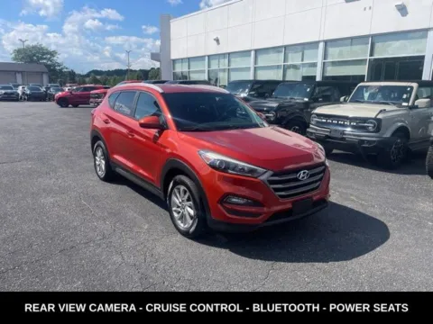 More photos of 2016 Hyundai Tucson SE at Zeigler Ford of Lowell, MI