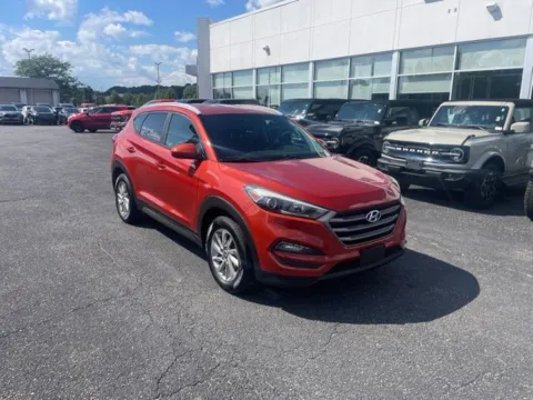 More photos of 2016 Hyundai Tucson SE at Zeigler Ford of Lowell, MI
