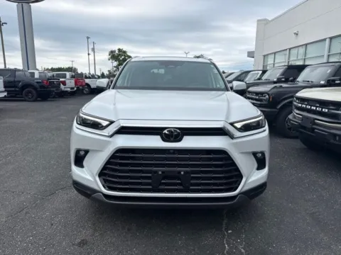 Another view of 2026 Toyota Grand Highlander Platinum for sale in Lowell, MI at Zeigler Ford of Lowell