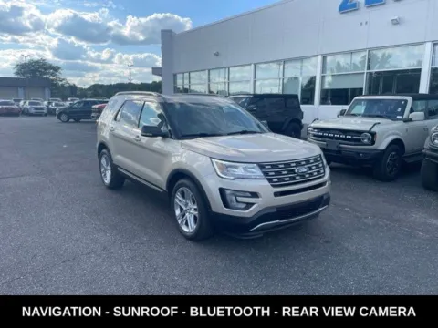 More photos of 2017 Ford Explorer XLT at Zeigler Ford of Lowell, MI