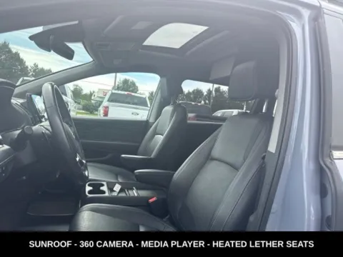 More photos of 2023 Honda Odyssey Touring at Zeigler Ford of Lowell, MI