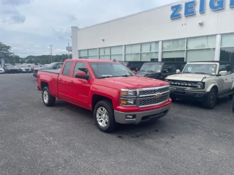 More photos of 2015 Chevrolet Silverado 1500 LT at Zeigler Ford of Lowell, MI