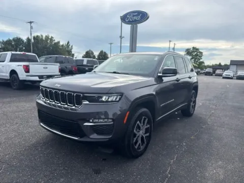 More photos of 2025 Jeep Grand Cherokee Limited at Zeigler Ford of Lowell, MI