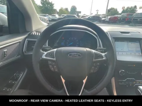 Another view of 2016 Ford Edge SEL for sale in Lowell, MI at Zeigler Ford of Lowell