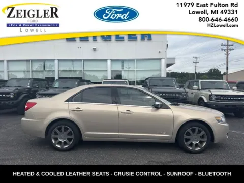 White 2007 Lincoln MKZ for sale in Lowell, MI
