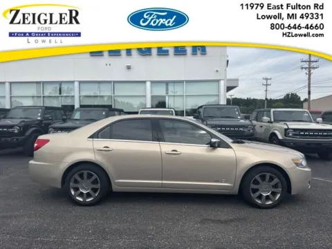 White 2007 Lincoln MKZ for sale in Lowell, MI