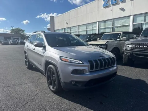 Photos of 2017 Jeep Cherokee Limited for sale in Lowell, MI at Zeigler Ford of Lowell