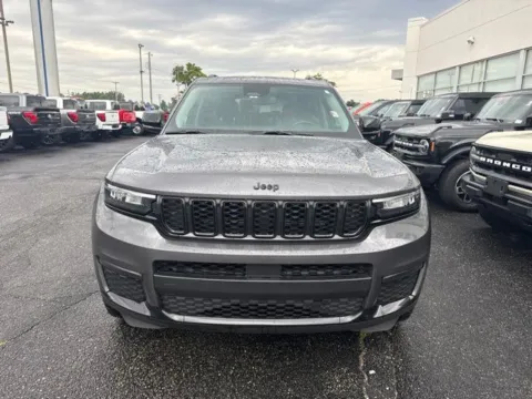 Another view of 2023 Jeep Grand Cherokee L Limited for sale in Lowell, MI at Zeigler Ford of Lowell