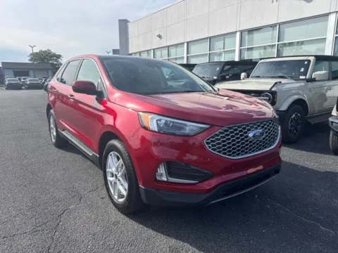 Photos of 2024 Ford Edge SEL for sale in Lowell, MI at Zeigler Ford of Lowell
