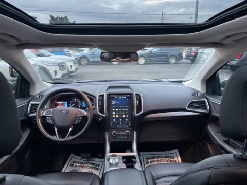 Photos of 2024 Ford Edge SEL for sale in Lowell, MI at Zeigler Ford of Lowell