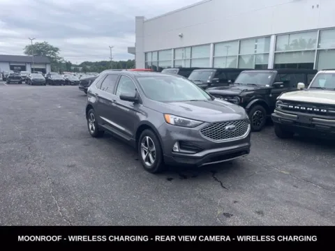 More photos of 2024 Ford Edge SEL at Zeigler Ford of Lowell, MI