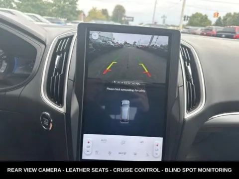 More photos of 2024 Ford Edge SEL at Zeigler Ford of Lowell, MI