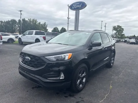More photos of 2024 Ford Edge SEL at Zeigler Ford of Lowell, MI