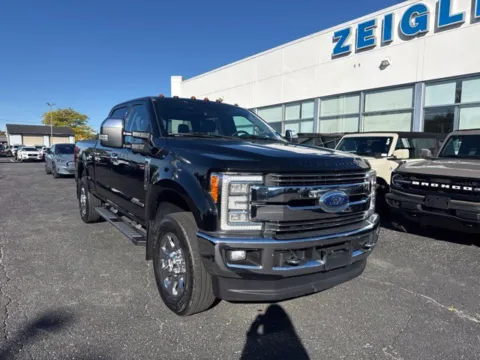 Photos of 2018 Ford F-350SD Lariat for sale in Lowell, MI at Zeigler Ford of Lowell