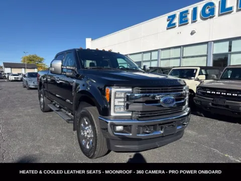 More photos of 2018 Ford F-350SD Lariat at Zeigler Ford of Lowell, MI