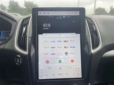 More photos of 2024 Ford Edge SEL at Zeigler Ford of Lowell, MI