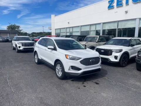 More photos of 2024 Ford Edge SEL at Zeigler Ford of Lowell, MI