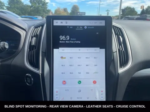 More photos of 2024 Ford Edge SEL at Zeigler Ford of Lowell, MI