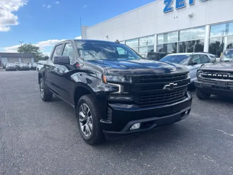 More photos of 2021 Chevrolet Silverado 1500 RST at Zeigler Ford of Lowell, MI