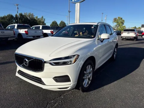 More photos of 2020 Volvo XC60 T5 Momentum at Zeigler Ford of Lowell, MI