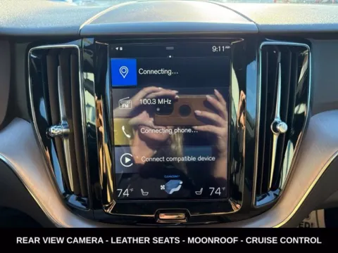 More photos of 2020 Volvo XC60 T5 Momentum at Zeigler Ford of Lowell, MI