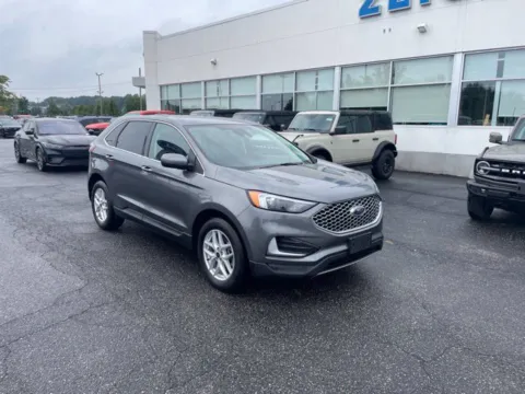 More photos of 2024 Ford Edge SEL at Zeigler Ford of Lowell, MI