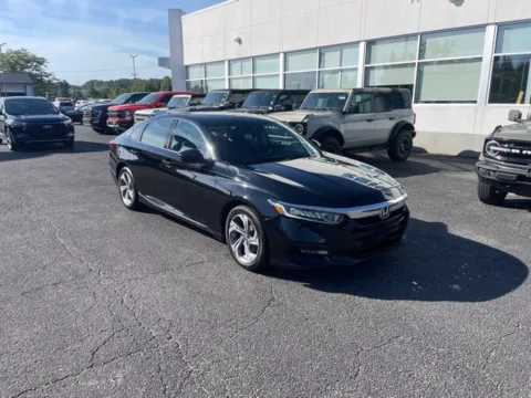 More photos of 2018 Honda Accord EX-L at Zeigler Ford of Lowell, MI