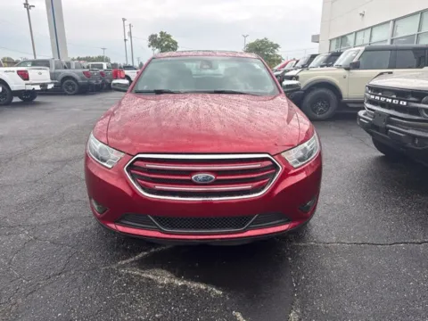 Another view of 2018 Ford Taurus Limited for sale in Lowell, MI at Zeigler Ford of Lowell