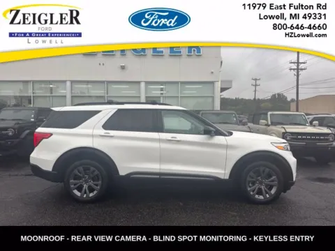 White 2023 Ford Explorer XLT for sale in Lowell, MI