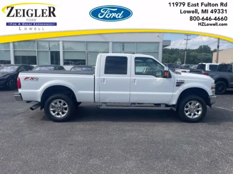 White 2010 Ford F-250SD Lariat for sale in Lowell, MI