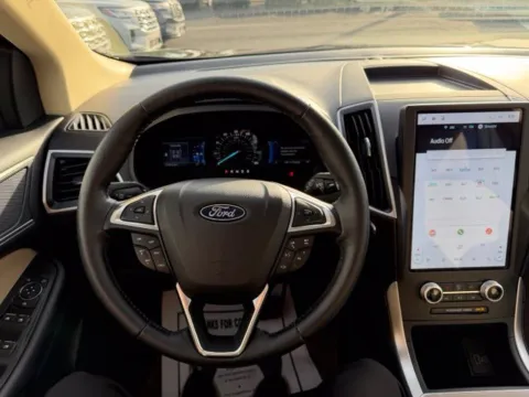 Another view of 2024 Ford Edge SEL for sale in Lowell, MI at Zeigler Ford of Lowell