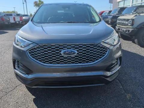 Another view of 2024 Ford Edge SEL for sale in Lowell, MI at Zeigler Ford of Lowell