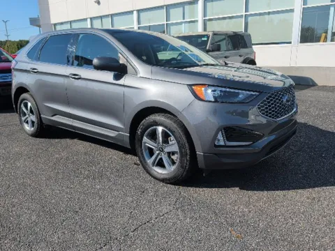 Photos of 2024 Ford Edge SEL for sale in Lowell, MI at Zeigler Ford of Lowell