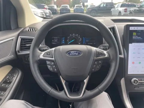 Another view of 2024 Ford Edge SEL for sale in Lowell, MI at Zeigler Ford of Lowell