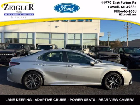 Silver 2022 Toyota Camry SE for sale in Lowell, MI