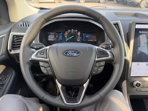 Another view of 2024 Ford Edge SEL for sale in Lowell, MI at Zeigler Ford of Lowell
